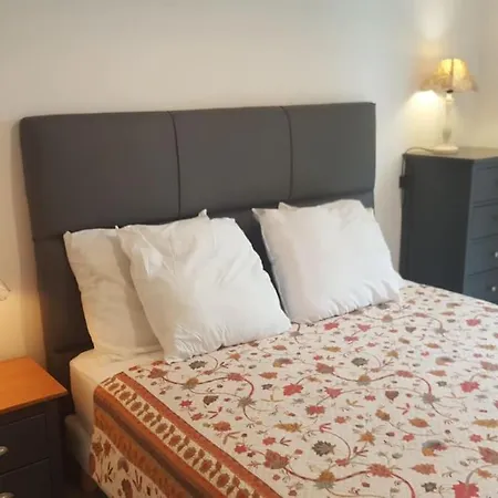 Chez Emmanuel * לה קאנה