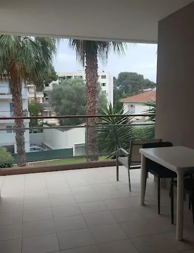 Chez Emmanuel